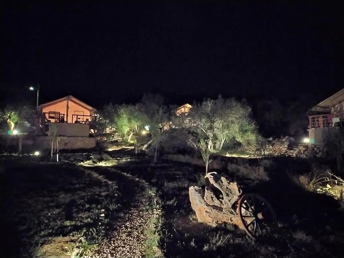 Prima Insula Glamping Hotel Brusici 0*,