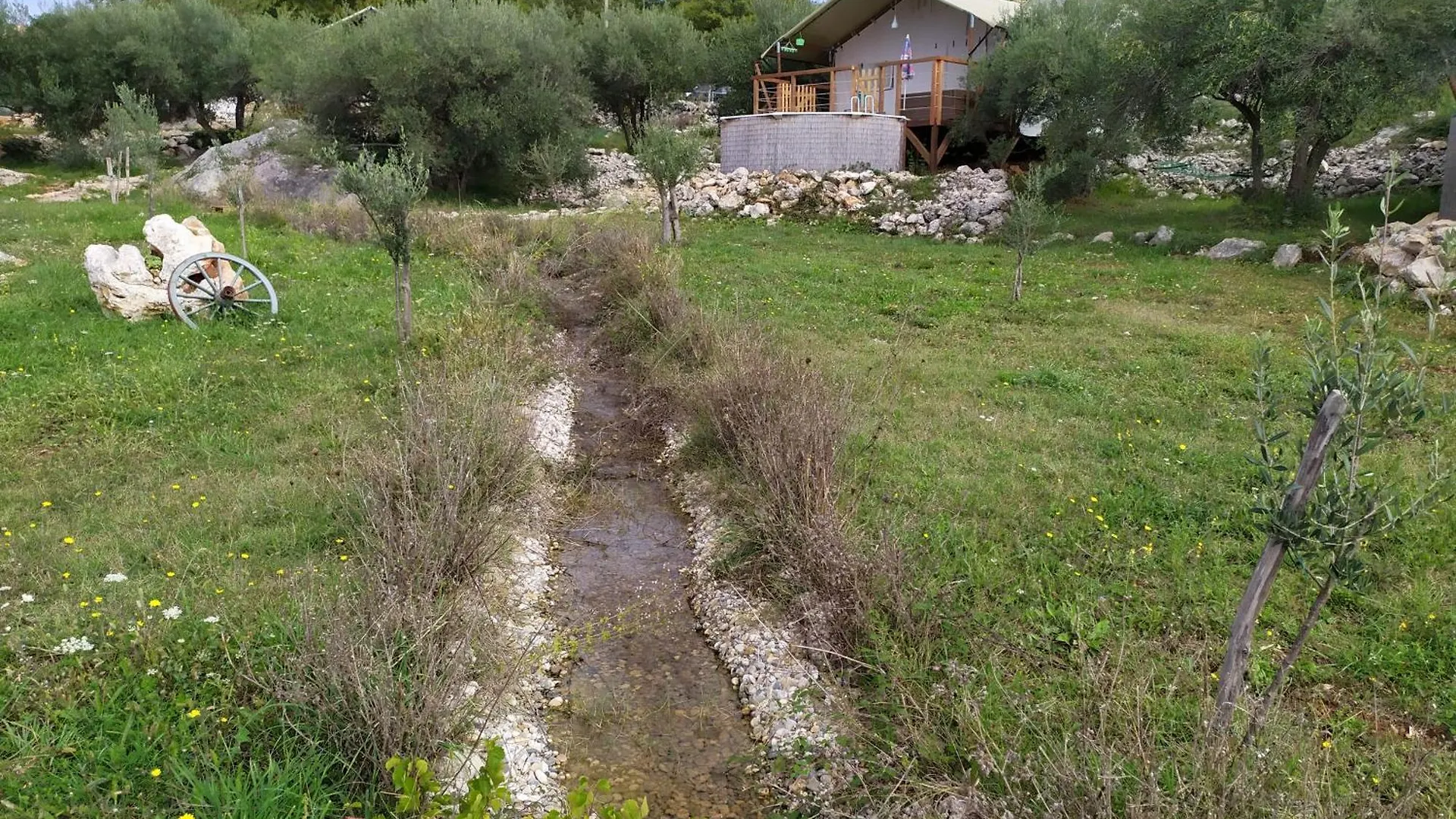 Luksustelt Prima Insula Glamping Hotel Brusici