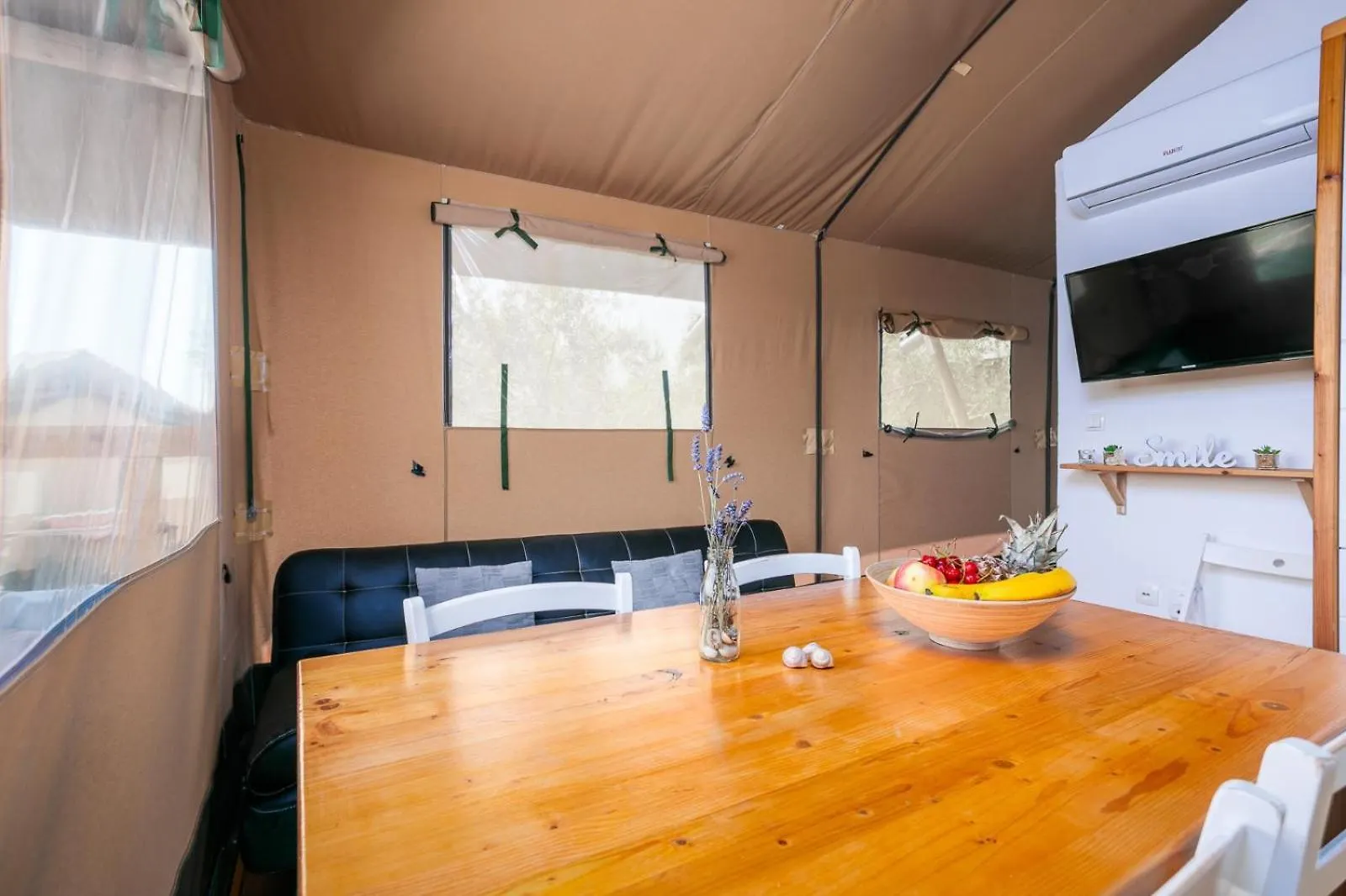 Prima Insula Glamping Hotel Brusici Luksustelt